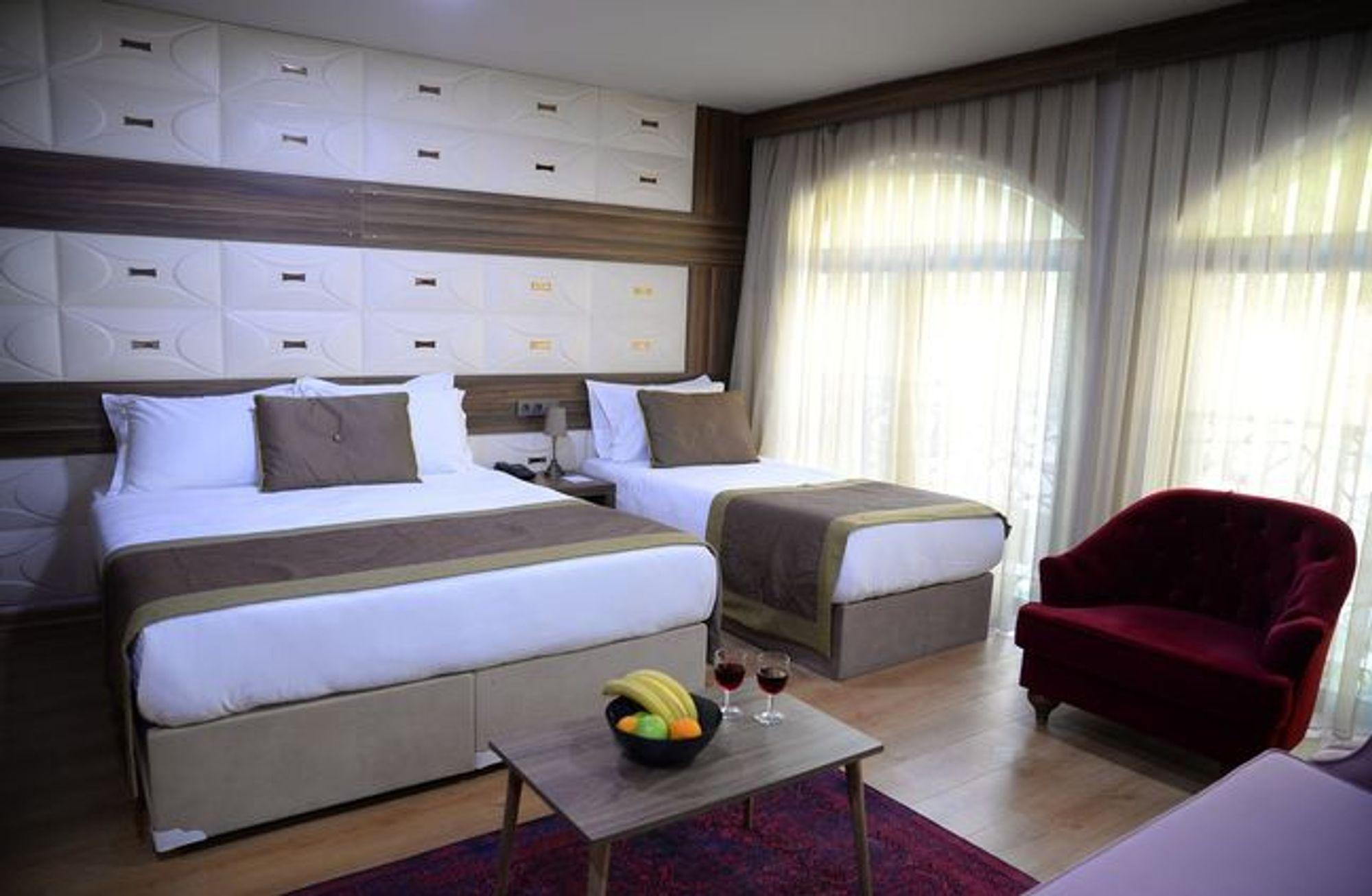 Ferman Apart Hotel Sisli Harbiye Esterno foto