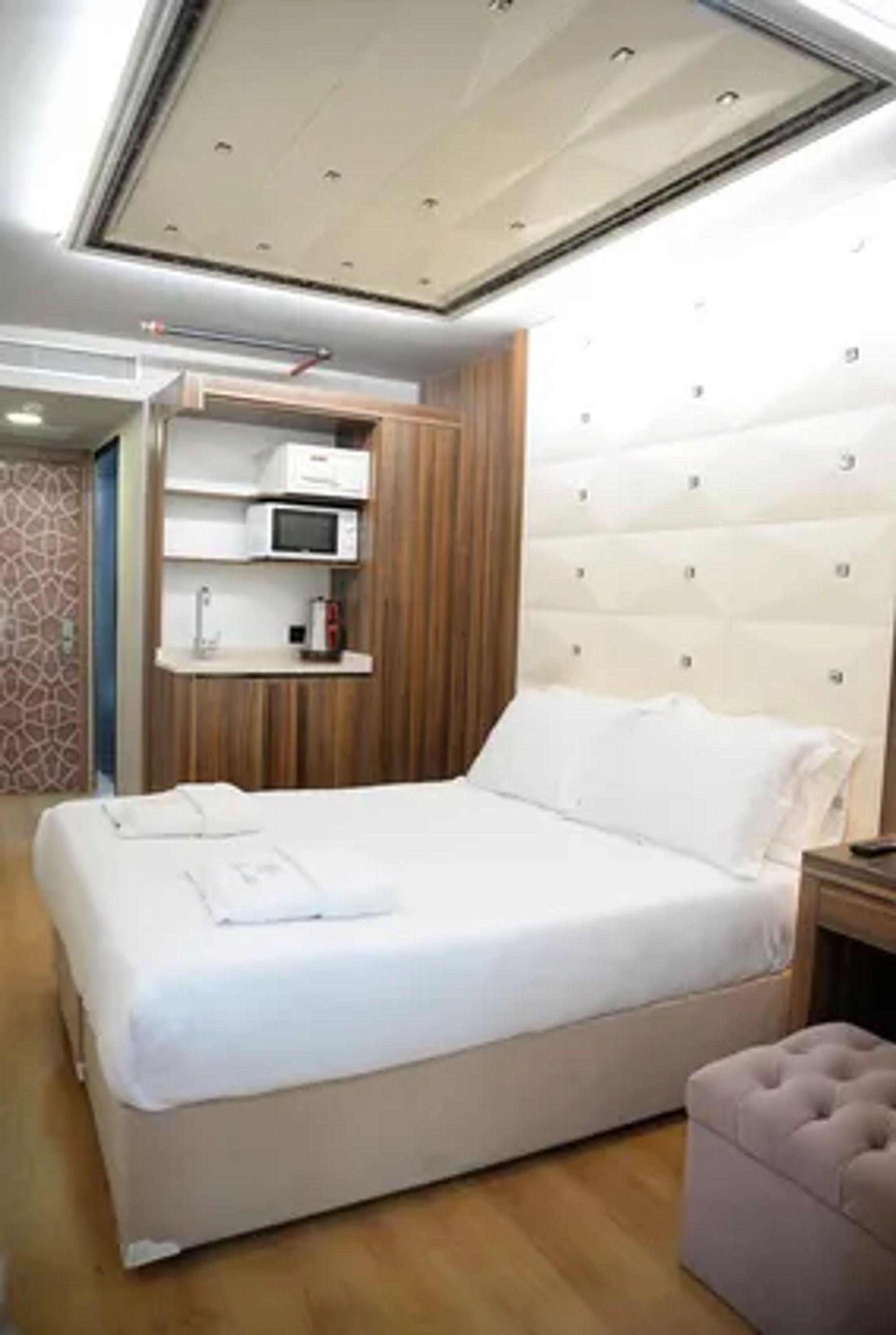 Ferman Apart Hotel Sisli Harbiye Esterno foto