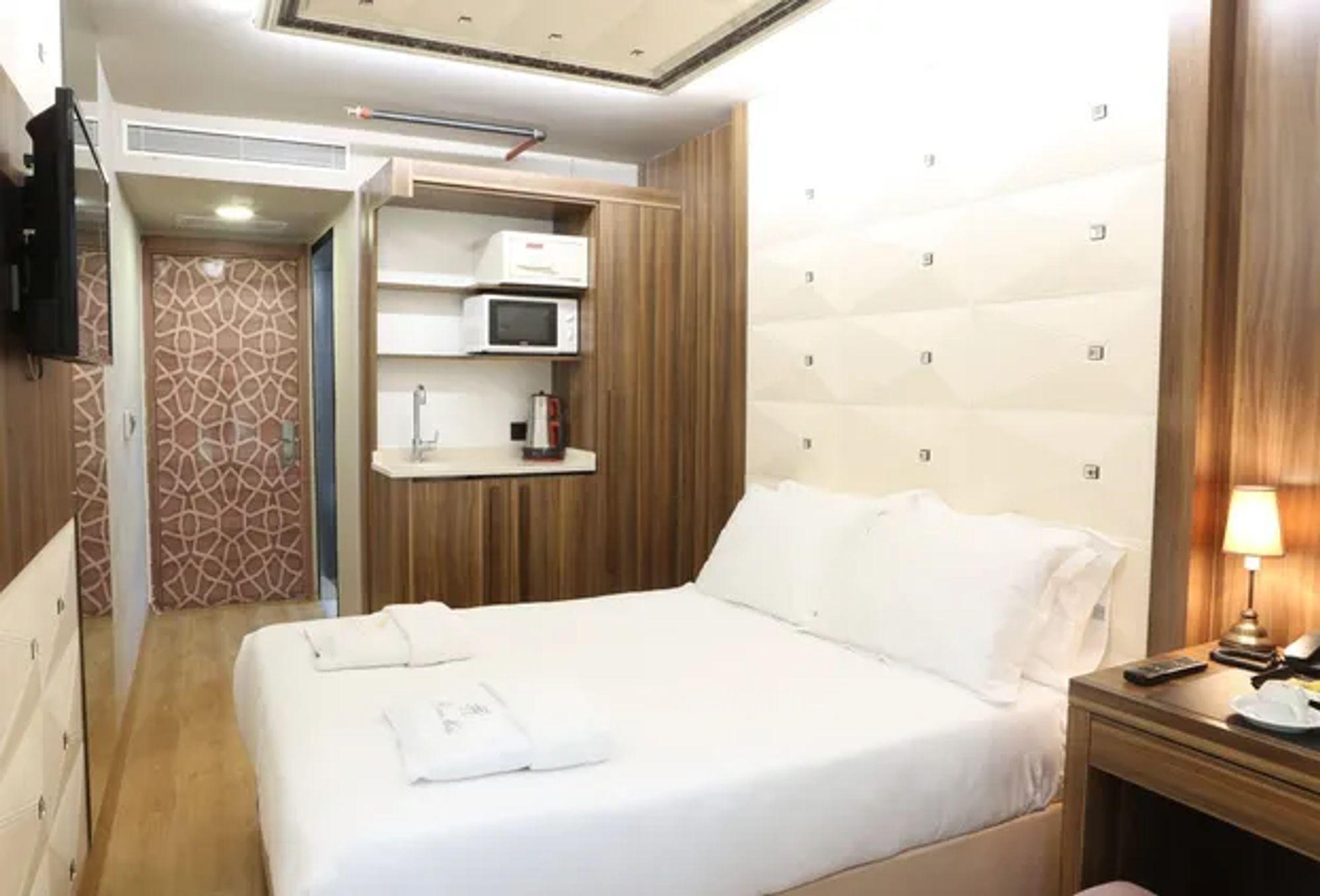 Ferman Apart Hotel Sisli Harbiye Esterno foto