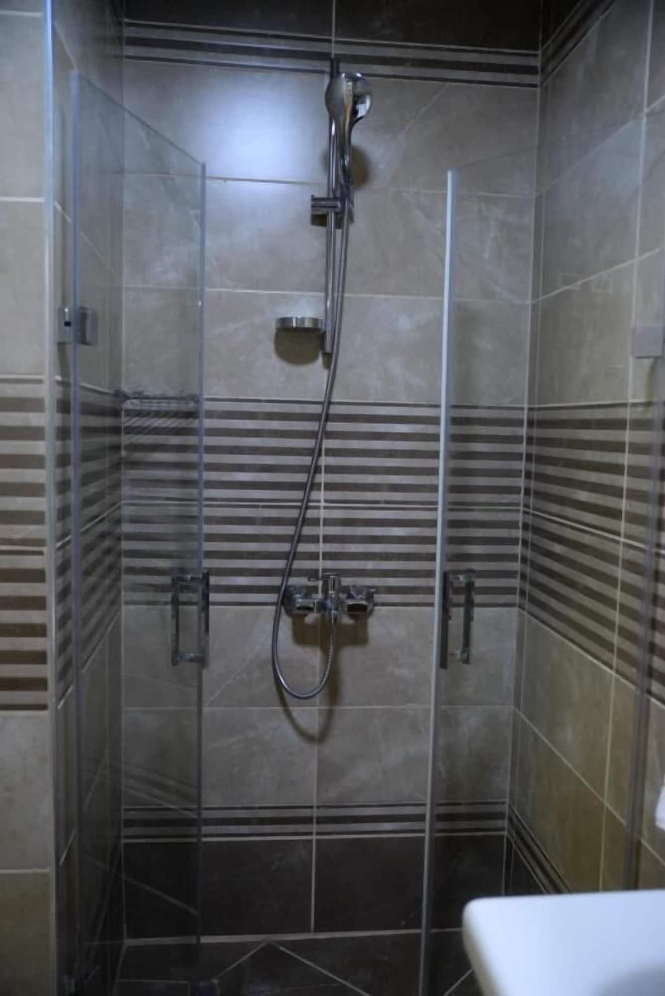 Ferman Apart Hotel Sisli Harbiye Esterno foto