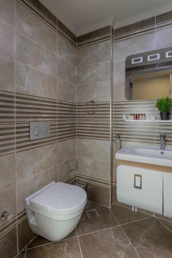 Ferman Apart Hotel Sisli Harbiye Esterno foto
